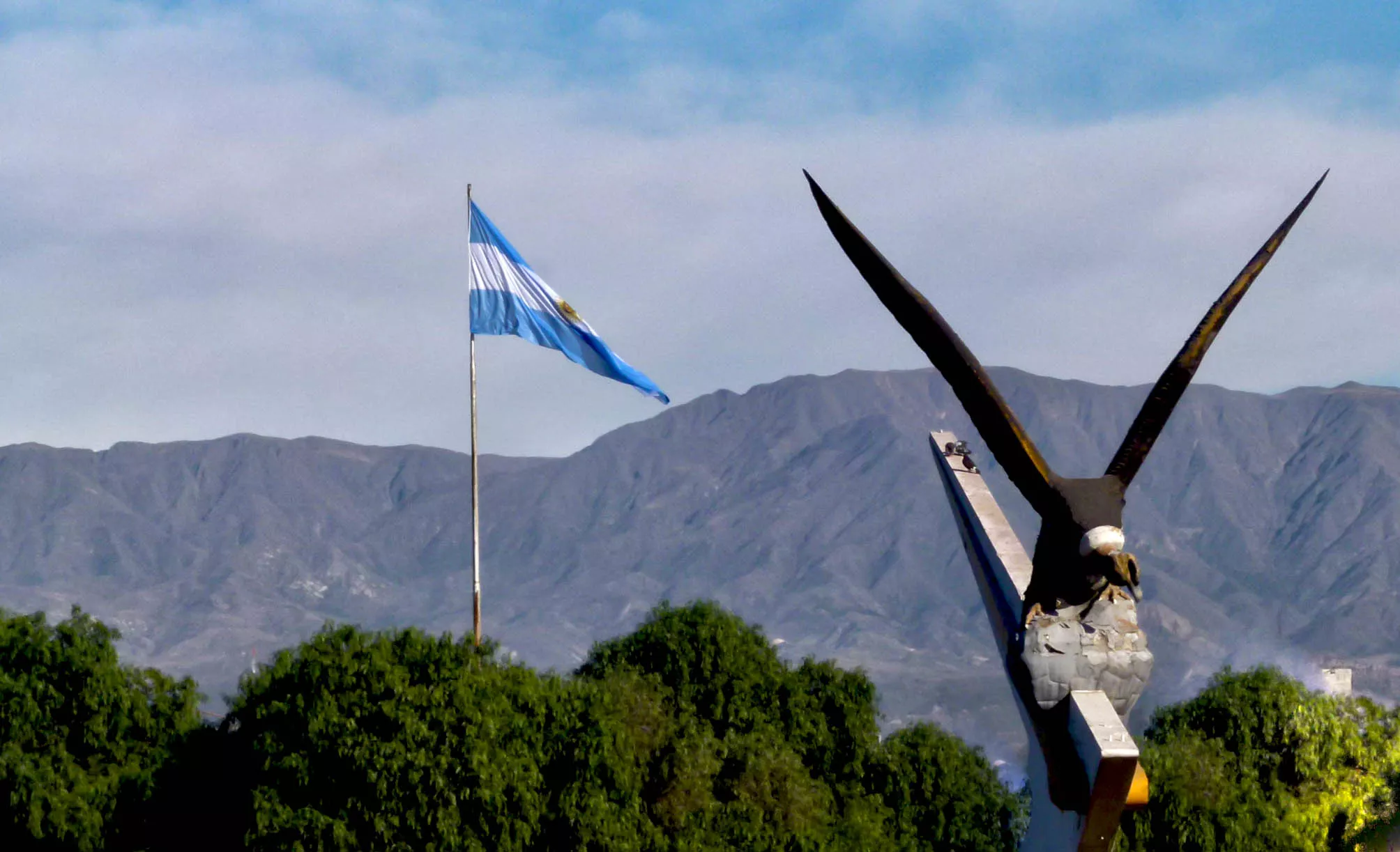 Grúas en Guaymallén Mendoza